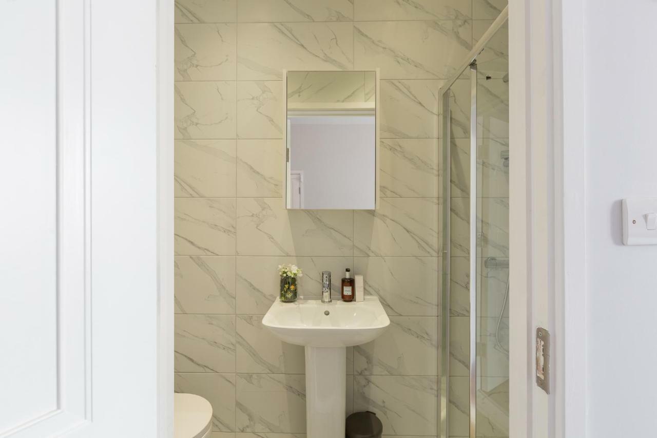 Austin David Apartments Harrow Exteriér fotografie